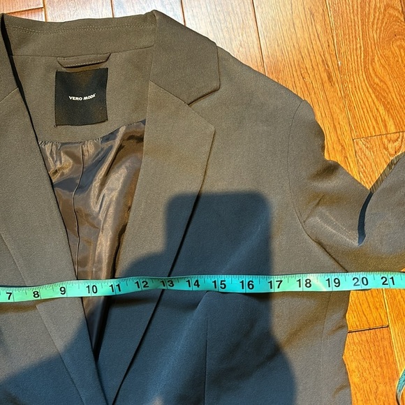 Vero Moda Solid Grey Two Piece blazer trouser set Sz Medium - Picture 7 of 16